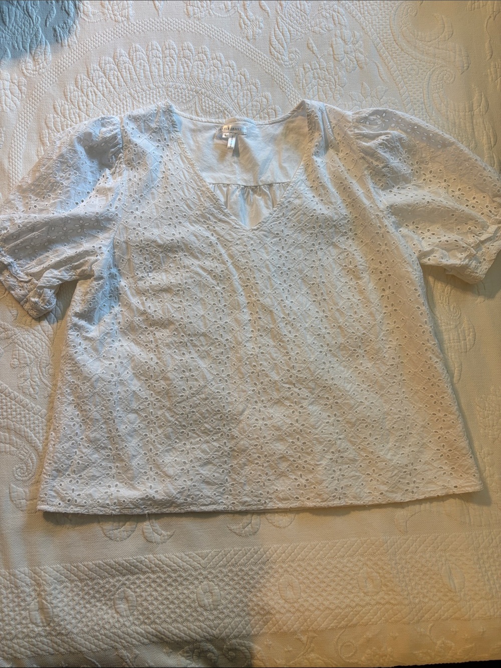 Draper James White Eyelet V-Neck Puff Sleeve Blouse